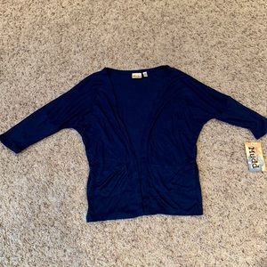 Girl’s MUDD shirt
